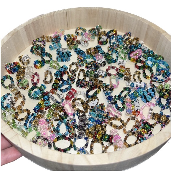 1pc / 5pcs Beaded Flower Stretchy Elastic Ring - Blues, Blacks, Turquoise tone - Picture 9 of 10